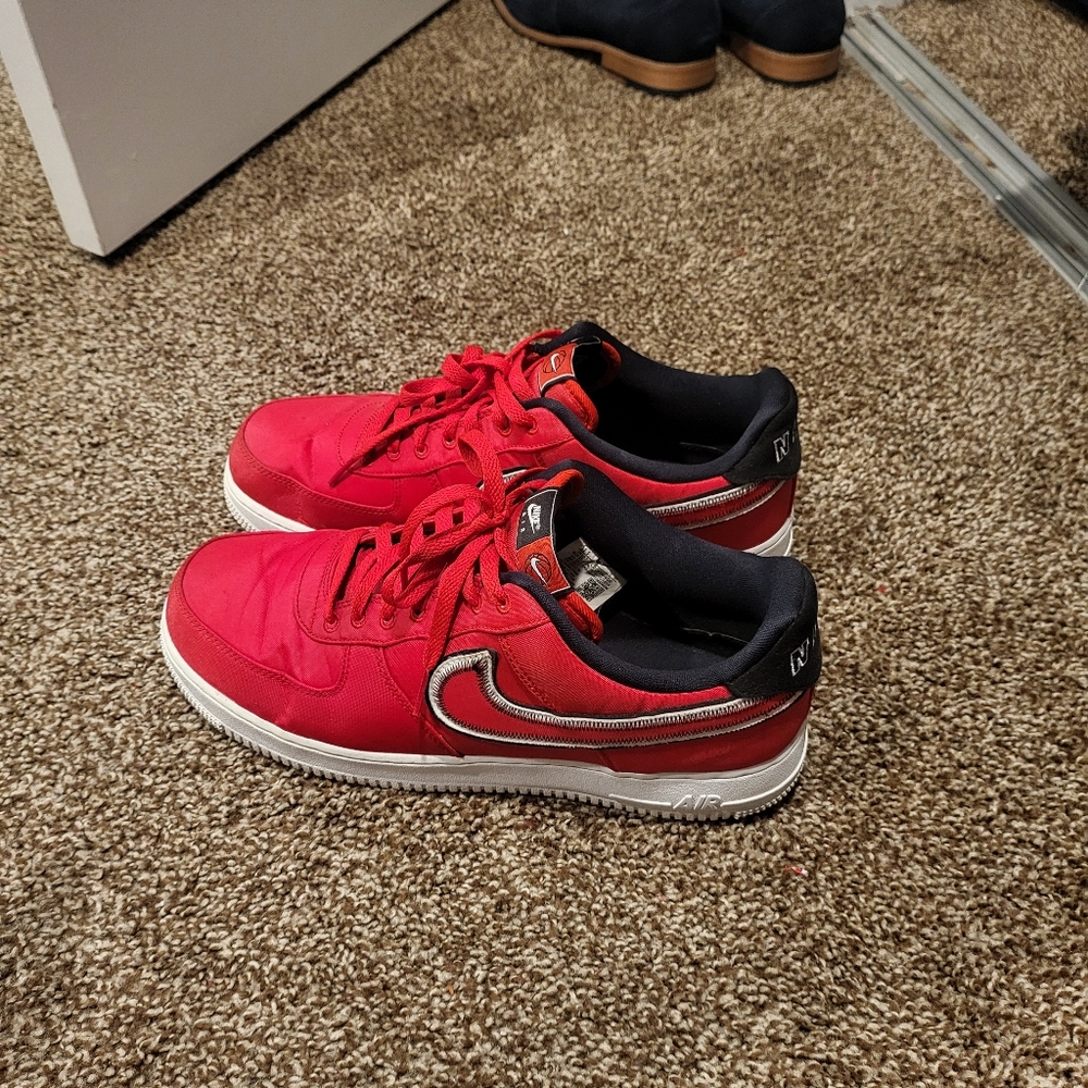Air force one's red